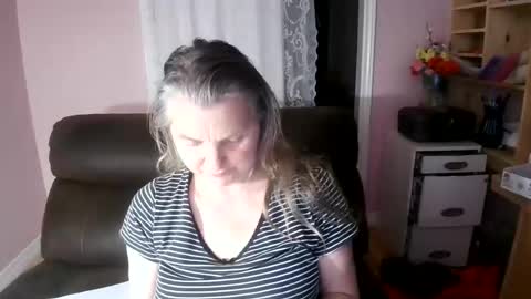 chealsiek online show from July 25, 2026, 2:09 am