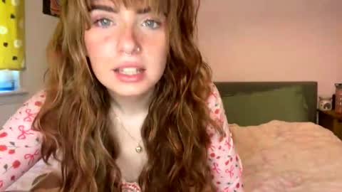 Snapshot of cheekykatx chatting on September 23, 2025, 12:30 pm cheekykatx online show from September 23, 2025, 12:30 pm