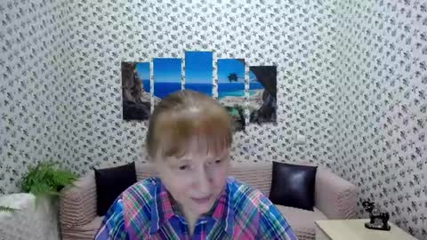 cheerful_madam1 online show from April 29, 2026, 8:51 am