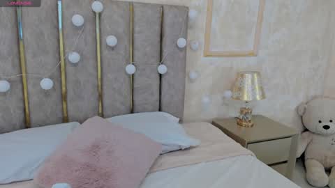 Baby Cherry online show from January 8, 2025, 1:09 pm