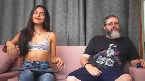 Snapshot of cheeseburgerjesus chatting on December 6, 2024, 6:39 pm Cheesburger Jesus and whoever showed up. online show from December 6, 2024, 6:39 pm