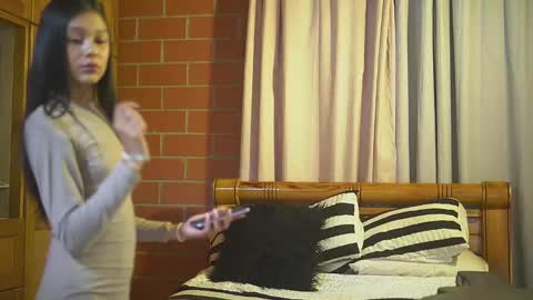 Snapshot of cheeseburgerjesus chatting on January 5, 2025, 2:52 pm Cheesburger Jesus and whoever showed up. online show from January 5, 2025, 2:52 pm