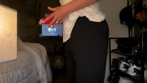 Snapshot of chelarose chatting on March 4, 2026, 2:23 pm chelarose online show from March 4, 2026, 2:23 pm