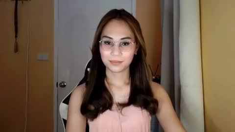 chelly4u69 online show from February 24, 2026, 2:09 am