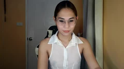 chelly4u69 online show from March 22, 2026, 10:46 pm
