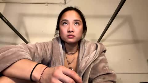 Snapshot of chellybear101 chatting on December 4, 2024, 11:57 pm chellybear101 online show from December 4, 2024, 11:57 pm