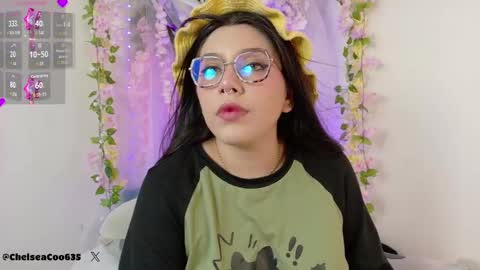 Snapshot of chelsea_coo chatting on October 3, 2025, 9:01 pm Chelsea online show from October 3, 2025, 9:01 pm