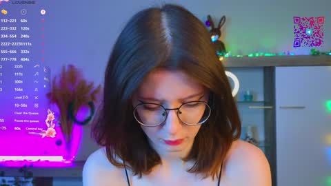 Mona online show from January 6, 2025, 3:08 pm