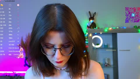 Mona online show from January 20, 2025, 3:07 pm