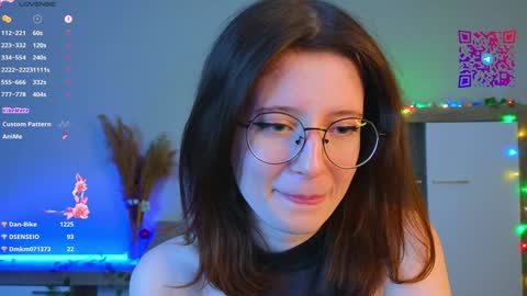 Mona online show from January 31, 2025, 6:25 pm