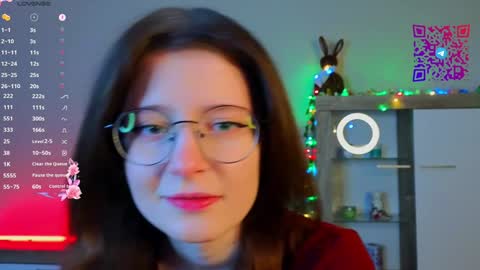 Mona online show from February 3, 2025, 3:06 pm