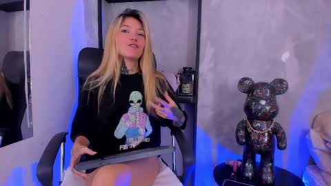 Snapshot of chelseadalea chatting on February 13, 2025, 6:59 pm Chelsea online show from February 13, 2025, 6:59 pm