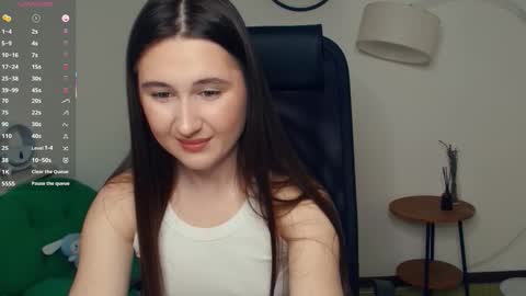 chelsiecleal online show from February 13, 2026, 7:43 pm