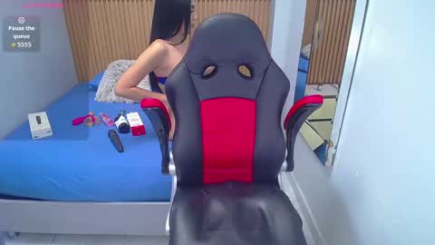 Snapshot of chelsypickman chatting on October 2, 2025, 3:35 am C H E L S Y online show from October 2, 2025, 3:35 am