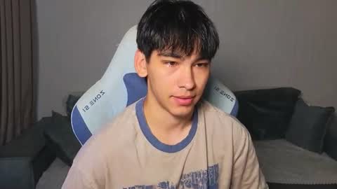 Snapshot of chem1ko chatting on June 8, 2026, 5:19 am LUCASRYANPVT IS OPEN online show from June 8, 2026, 5:19 am