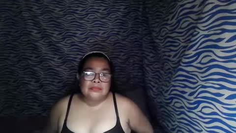 chenita_kits online show from December 3, 2025, 10:57 am