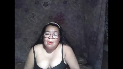 chenita_kits online show from January 17, 2026, 7:06 pm