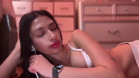 cherliecarmen online show from March 1, 2025, 10:21 pm