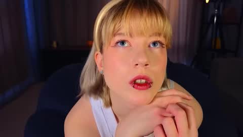 Snapshot of cherlynreece chatting on March 17, 2026, 3:11 am Hello guys Im Hanna online show from March 17, 2026, 3:11 am