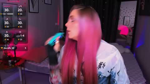 Sherry online show from March 24, 2026, 8:58 pm