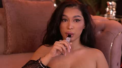 Snapshot of cherriejoy chatting on April 4, 2026, 6:05 pm Cherry online show from April 4, 2026, 6:05 pm