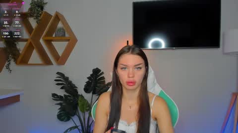 Snapshot of cherry__kiss chatting on June 3, 2026, 6:49 am Cherry Kiss online show from June 3, 2026, 6:49 am