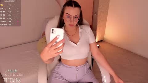 Cherry online show from March 12, 2025, 12:42 am