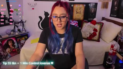 cherry_blushh online show from December 4, 2025, 6:27 pm