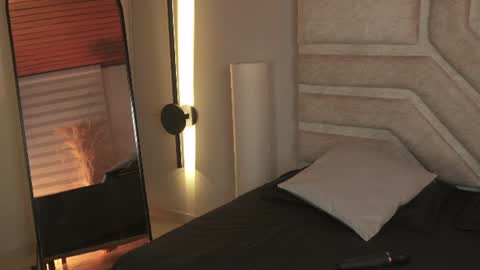 cherry_bunnyx online show from July 21, 2026, 4:04 am