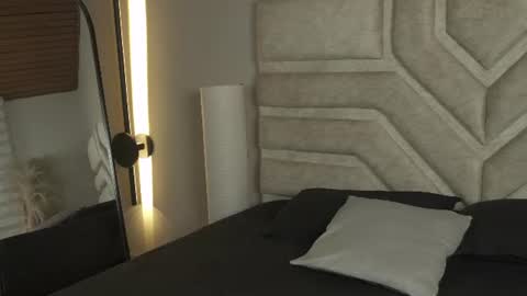 cherry_bunnyx online show from July 26, 2026, 5:04 am