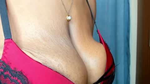 cherry_falls online show from April 24, 2026, 10:56 pm