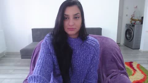 Snapshot of cherry_pie95 chatting on February 3, 2025, 7:40 am Sherry online show from February 3, 2025, 7:40 am