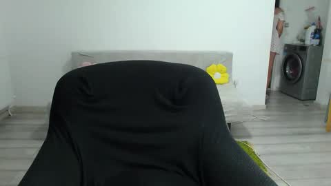 Snapshot of cherry_pie95 chatting on September 15, 2025, 2:11 am Sherry online show from September 15, 2025, 2:11 am