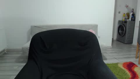 Snapshot of cherry_pie95 chatting on October 8, 2025, 10:40 pm Sherry online show from October 8, 2025, 10:40 pm