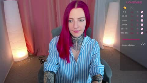 Snapshot of cherry_roxy chatting on January 20, 2025, 2:32 am Roxy online show from January 20, 2025, 2:32 am
