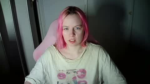 cherrybaby_0 online show from April 30, 2026, 10:14 pm