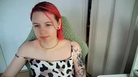 Snapshot of cherrybaby_0 chatting on July 25, 2026, 7:39 am cherrybaby_0 online show from July 25, 2026, 7:39 am