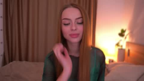 Snapshot of cherryblossom224 chatting on September 18, 2025, 7:27 pm Alisha online show from September 18, 2025, 7:27 pm