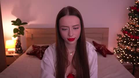 Snapshot of cherryblossom224 chatting on December 15, 2025, 10:58 pm Alisha online show from December 15, 2025, 10:58 pm