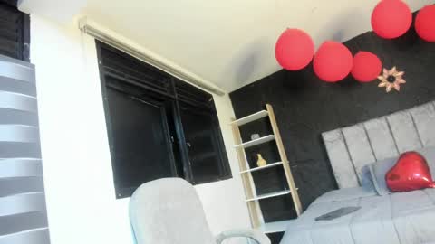 Cherry online show from April 28, 2026, 4:06 am