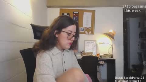 Snapshot of cherrybunny21 chatting on December 22, 2024, 6:49 am Sarah Prez online show from December 22, 2024, 6:49 am