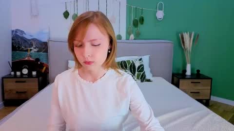 cherrycrushlove online show from March 12, 2026, 5:46 am