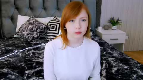 cherrycrushlove online show from March 18, 2026, 6:05 am