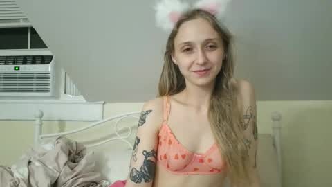 Snapshot of cherryflavorxx chatting on May 28, 2026, 1:14 am cherryflavorxx online show from May 28, 2026, 1:14 am