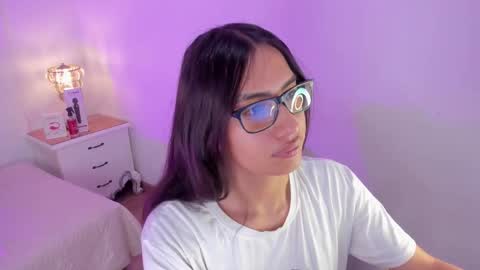 Snapshot of cherrylady2 chatting on November 9, 2025, 12:47 pm Cherry online show from November 9, 2025, 12:47 pm