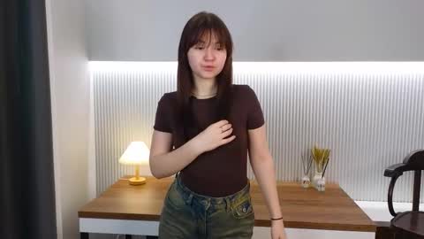 Snapshot of cherrylpentaris chatting on March 23, 2026, 1:42 am Eva online show from March 23, 2026, 1:42 am