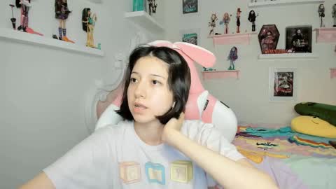cherrycute666 online show from April 27, 2026, 4:54 am