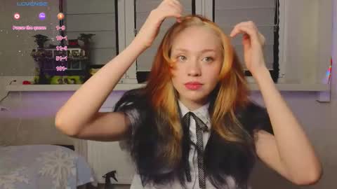 Lysia online show from February 21, 2026, 1:56 pm