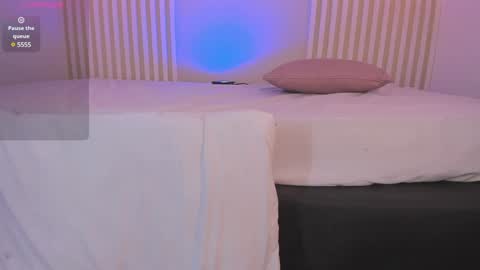 Snapshot of cherrysnow_ chatting on January 28, 2025, 1:18 am Cherry online show from January 28, 2025, 1:18 am