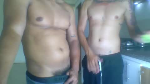 Snapshot of cherryvibes69 chatting on May 10, 2026, 2:28 am --- online show from May 10, 2026, 2:28 am